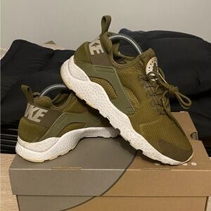Rare Nike Air Huarache Run Ultra Shoes